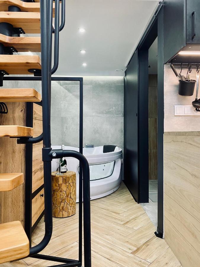 Apartment Premium Jacuzzi For Couples, Old Town クラクフ エクステリア 写真